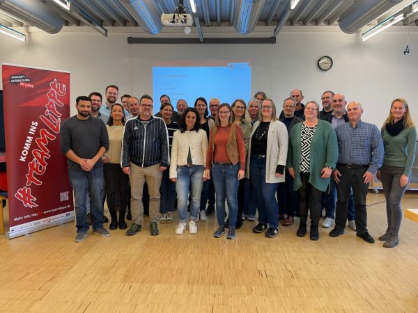 Gewinnbringendes Netzwerktreffen der Akteure im Übergang Schule-Beruf